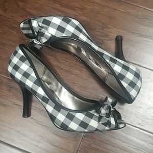 Black and White Checkered Gingham Heels Pumps